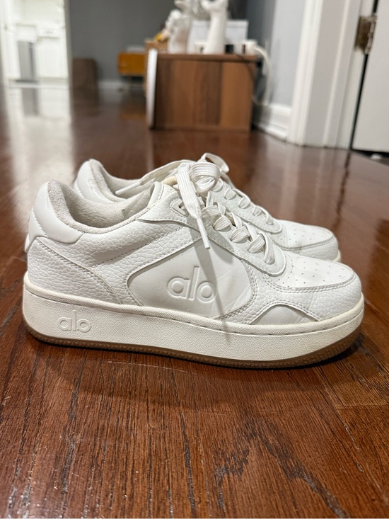 ALO Yoga Shoes - ALO recovery mode Sneakers